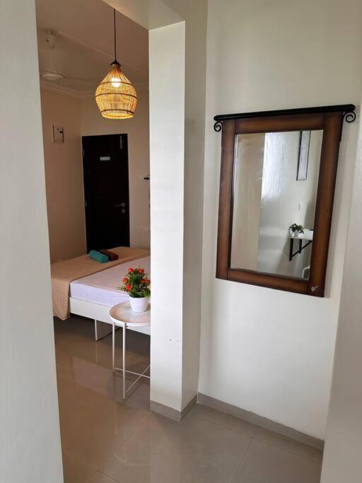 Casa Bella Private With Balcony Garden With Wifi Ac Smart Tv Kitchenette Work Desk * Pune